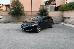 PEUGEOT 308 modello ALLURE