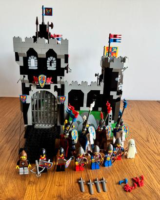 LEGO Castle 6086 Black Knight’s Castle 1992