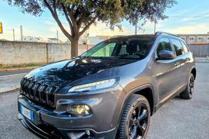 Jeep Cherokee 2.2 MJT Night Eagle 