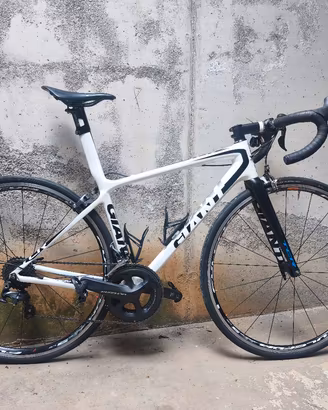 bici da corsa in carbonio giant TCR Advanced SL 