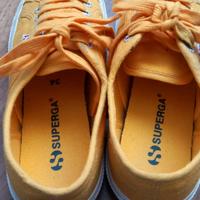 Scarpe superga