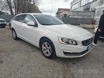 Volvo V60 D2 1.6 Powershift