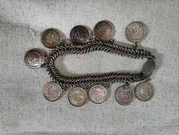 braccialetto vintage persiano con 10 monete