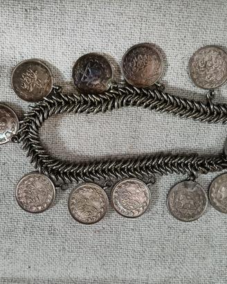 braccialetto vintage persiano con 10 monete