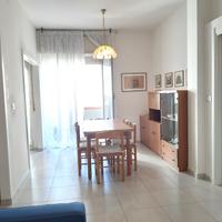 Trilocale a mt.100 da mare. Posto auto riservato