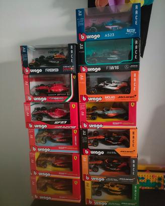 Modellini F1 Burago scala 1/43 a 20 euro l'uno