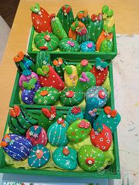 Sassi dipinti a mano 🌵 cactus 