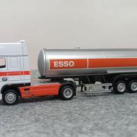 Camion cisterna Daf scala 1/87