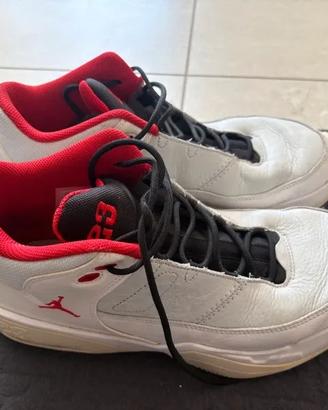 Nike Jordan Max Aura 3
