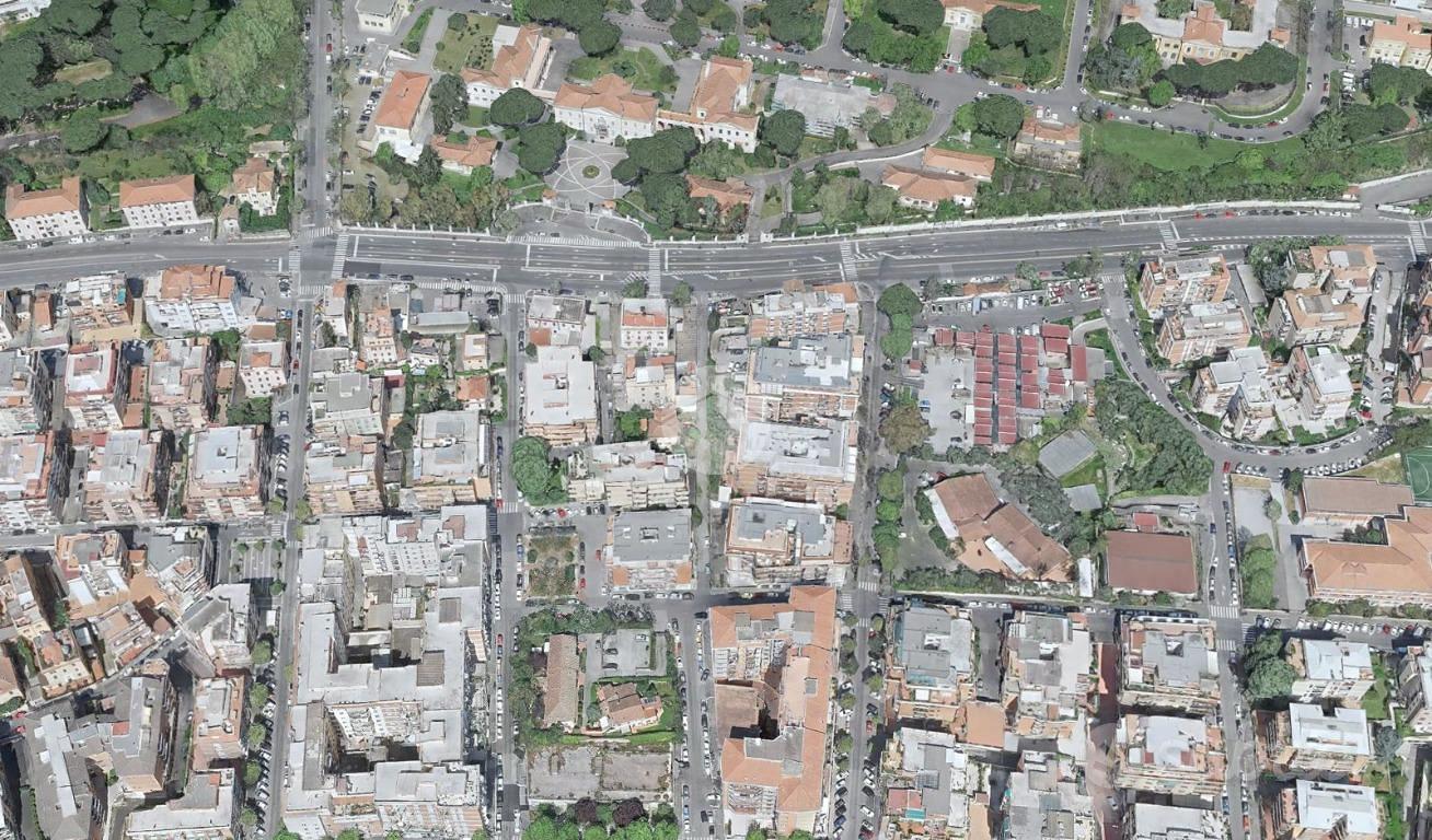 NEGOZIO A ROMA - Vista 2