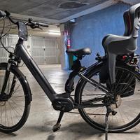 Bici elettrica a pedalata assistita