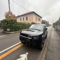 Land Rover Defender 5.0 V8 (525cv) Carpathian Ed