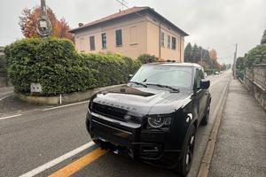 Land Rover Defender 5.0 V8 (525cv) Carpathian Ed