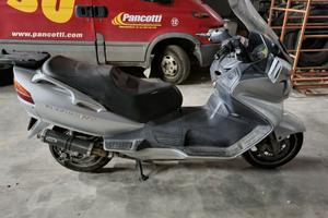 Suzuki burgman  650