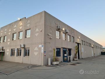 Locale deposito commerciale