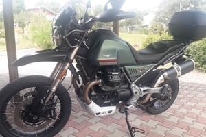 Moto guzzi v85tt