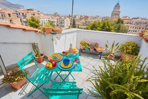 Attico con terrazzino