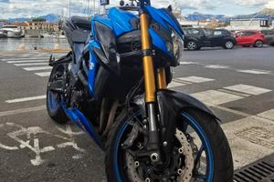 Suzuki GSX S 750
