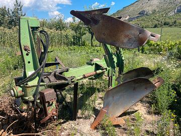 Aratro viviani reversibile