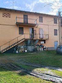 Appartamento con terreno