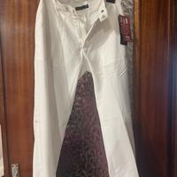 Pantaloni biancho eleganti