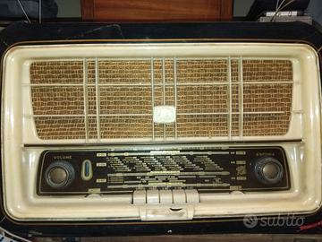 Radiogiradischi a valvole d'epoca