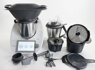 Tm6 Vorwerk Bimby Completo di tutti gli accessori