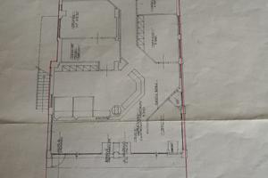 Montecchio CENTRALE Locale commerciale di 270 mq