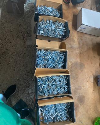 Set tasselli acciaio Blinky 8mm 800pz