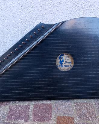 Cetra Zither la cetra magica 25'.  