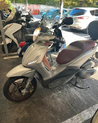 Scooter Beverly 350 st