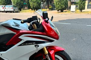 Honda CBR 600f 2011