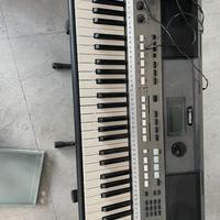 Piano elettrico yamaha con supporto