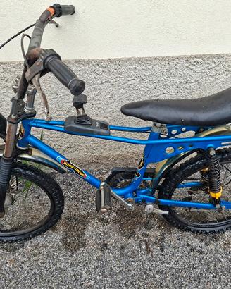 bici tipo saltafoss