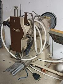 Macchina da cucire industriale PFAFF