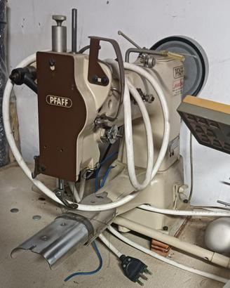 Macchina da cucire industriale PFAFF