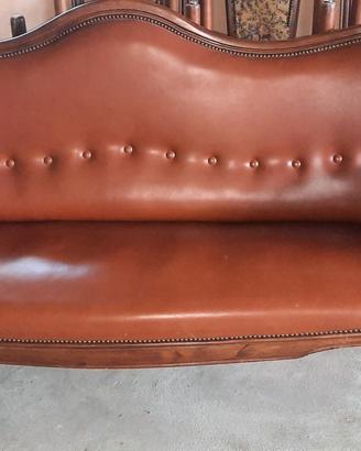 Divano vintage in legno 