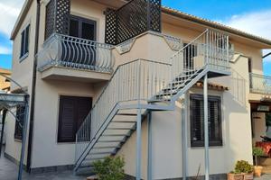 Casa Vacanze Villa Eolo - Relax a due passi dal ma