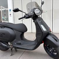Vespa GTS 300 Super Sport - 2023