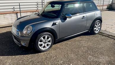 MINI COOPER D 1.6