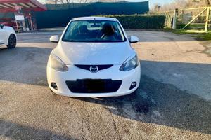 Mazda 2  1300 benzina