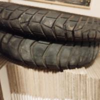 Metzeler karoo street ant 90/90 r21  post150/70 18