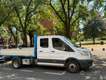 Ford transit 7 posti