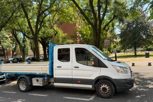 Ford transit 7 posti