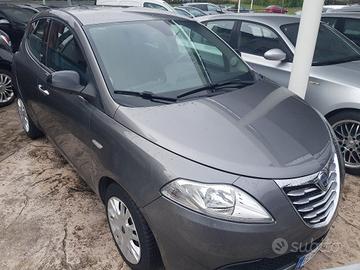 LANCIA Ypsilon 0.9 TwinAir 85 CV 5 porte S&S Sil