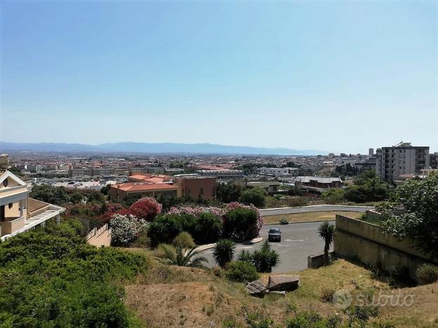 Cagliari, Via Koch-Via Ippocrate,1000mq panoramico