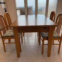 Tavolo in rovere + 4 sedie