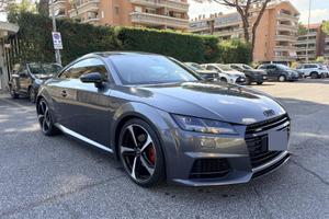 Audi TT Coupé