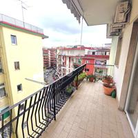 3 LOCALI A NAPOLI