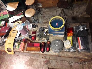 Pezzi ricambi auto anni '70/80